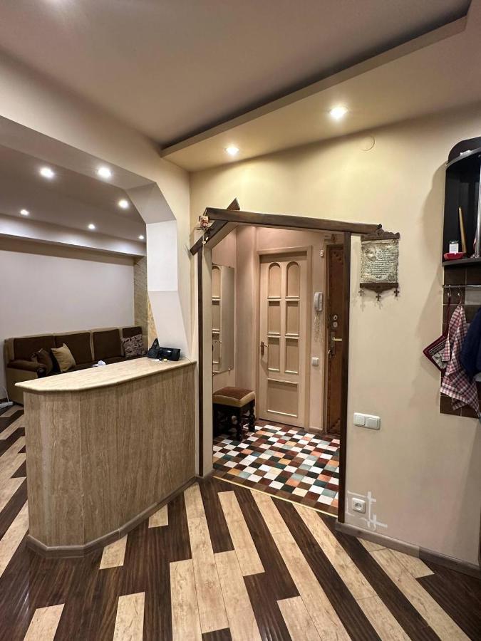 Studio Apartment Little Center, Heart Of יירבאן מראה חיצוני תמונה